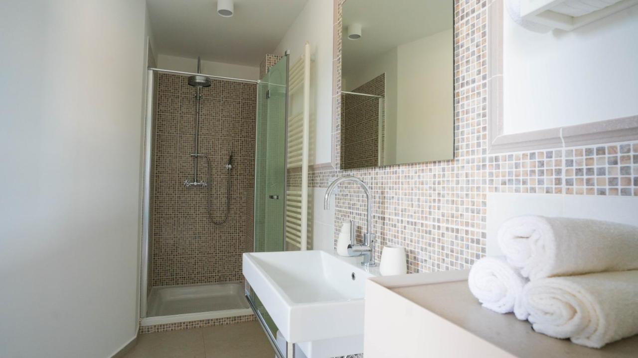 Maravida Vacation Rooms Dobrovo Esterno foto